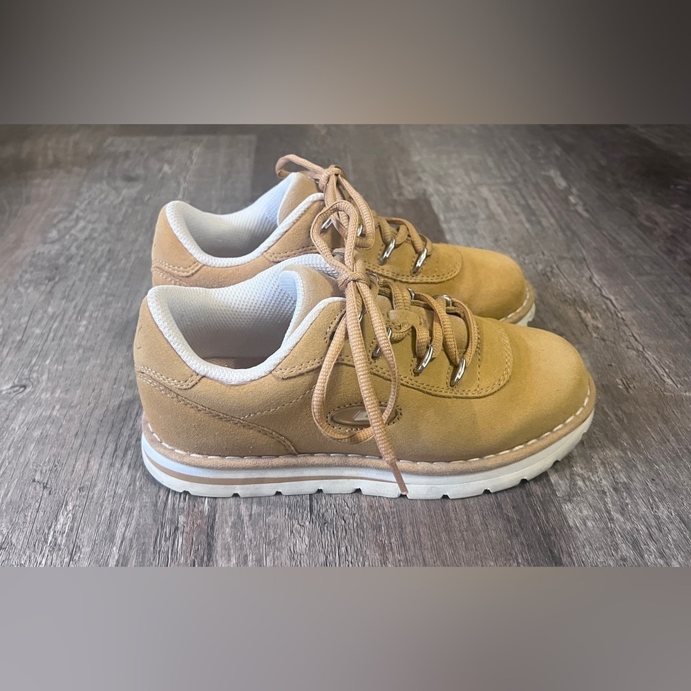 FINAL PRICE Vintage Y2K Ladies Lugs Suede Sneakers